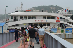 朱家尖轮渡小姐姐,温馨服务，畅游舟山之美